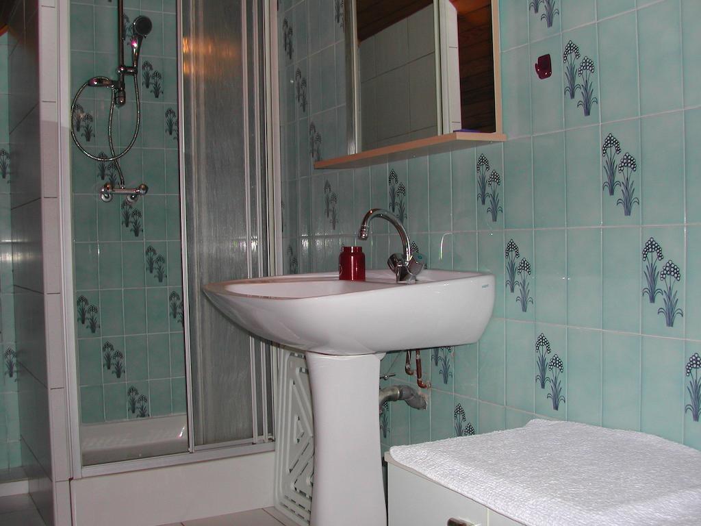 Les Gites De Garz Ar Bik Brasparts Quarto foto